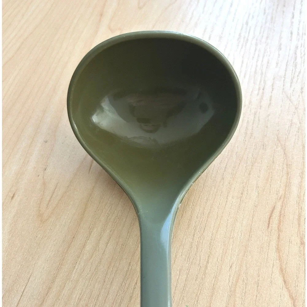 Foley‎ Vintage Olive Green Plastic Ladle Kitchen Utensil Kitchenware